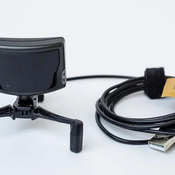 NaturalPoint TrackIr 5 head tracking gaming system withTrac Clip Pro & Cap